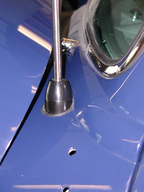 23_AntennaHood3 This is the original location of the factory antenna (it must be 10 feet long) - it does not touch the hood (or the windshield visor, if installed).