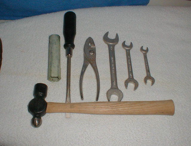 044954TOOLS2 Took Kit contents