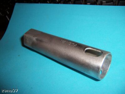 0854sparkplugwrench Spark Plug Wrench (from Tool Kit)